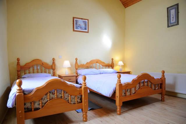 Griffins Holiday Cottage Dingle Exterior photo